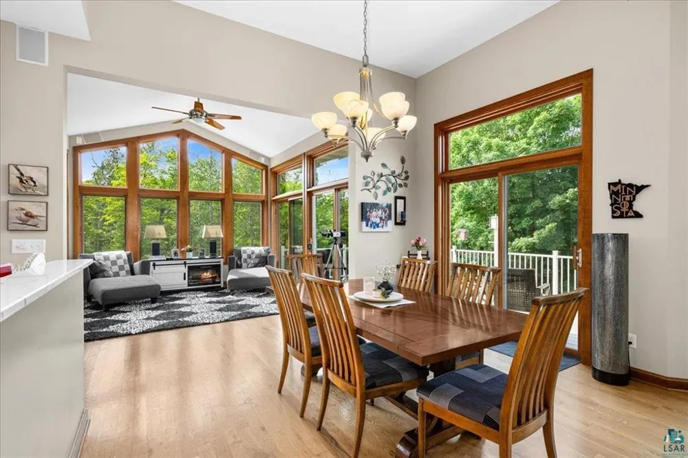 6906 W Van Road Duluth, MN 55803
