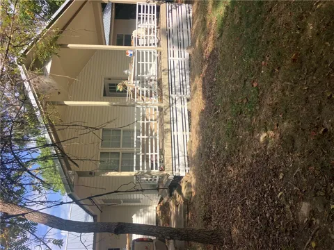 419 Center Street