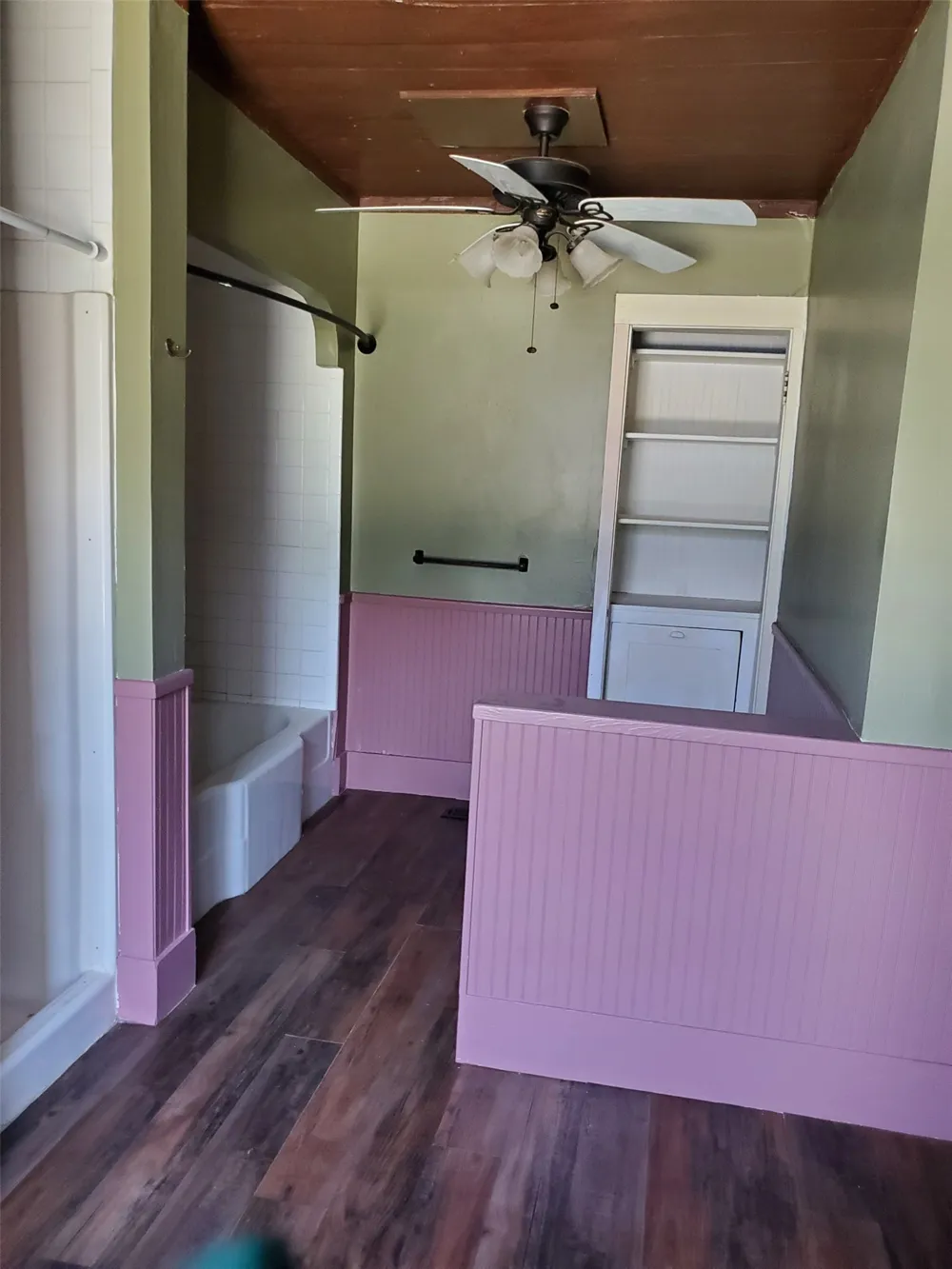 301 Pettit Throckmorton, TX 76483