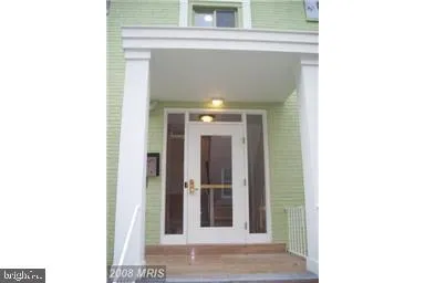 206 E WINDSOR AVENUE #303 Alexandria, VA 22301