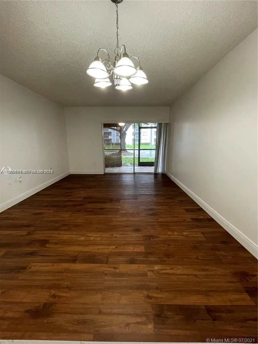 721 Pine Island Rd #104 Plantation, FL 33324