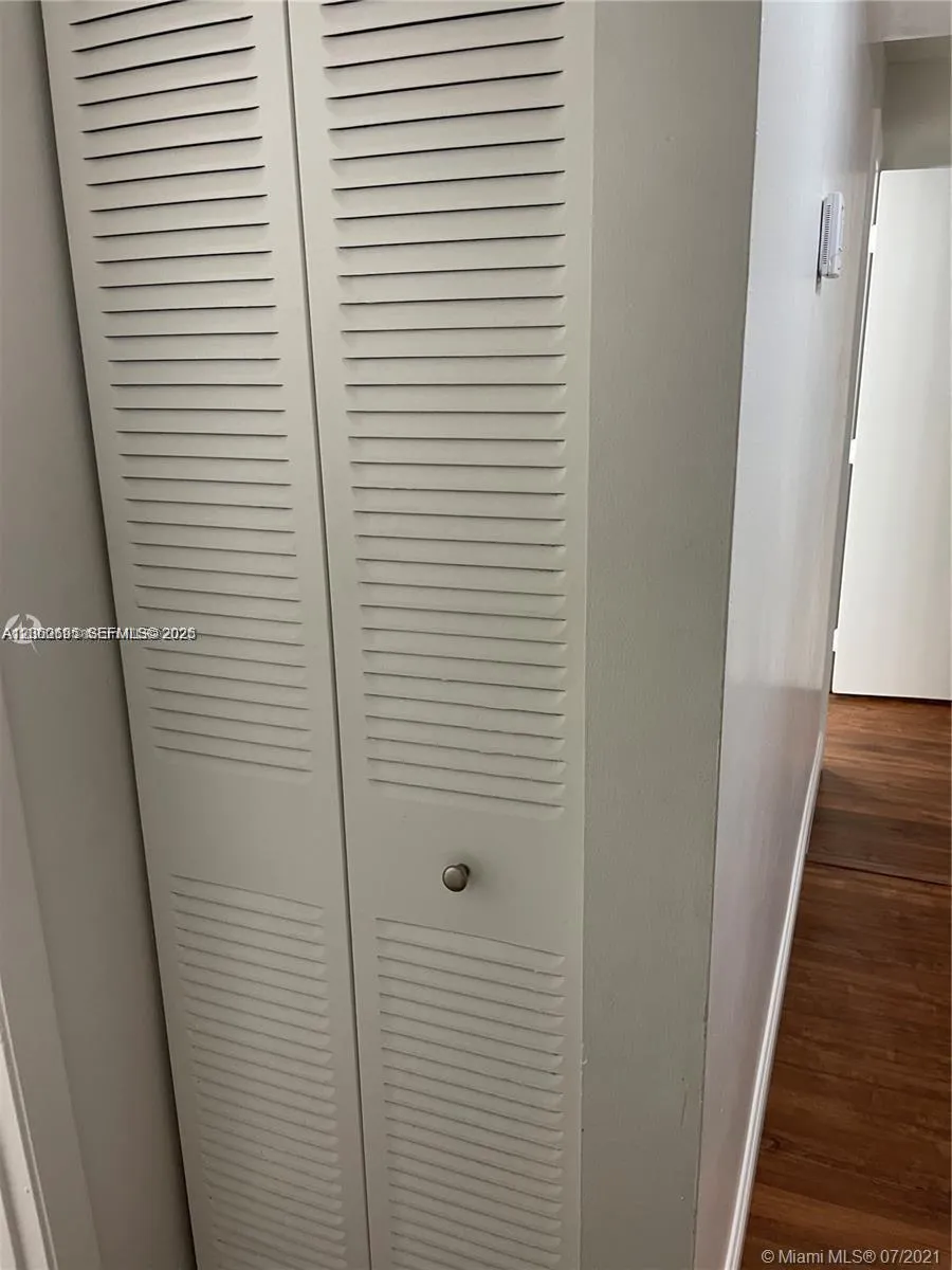 721 Pine Island Rd #104 Plantation, FL 33324