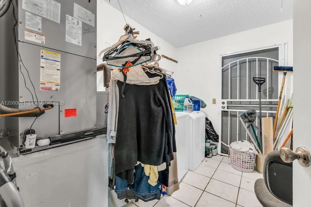 12231 SW 202nd St Miami, FL 33177