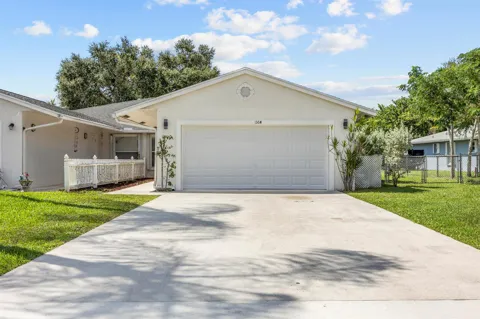 136 Sparrow Drive #B