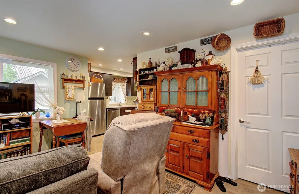2311 SW 6th Avenue #10 Camas, WA 98607
