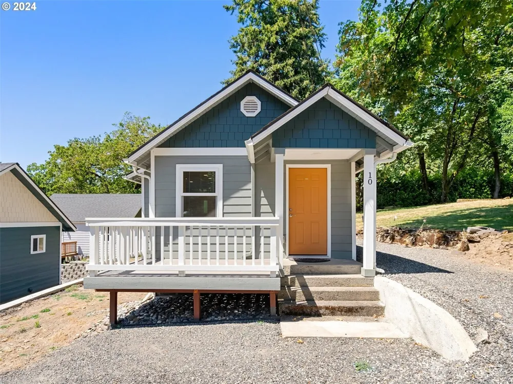 2311 SW 6th Avenue #10 Camas, WA 98607