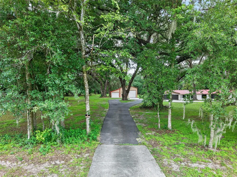 18741 US HIGHWAY 301 Citra, FL 32113