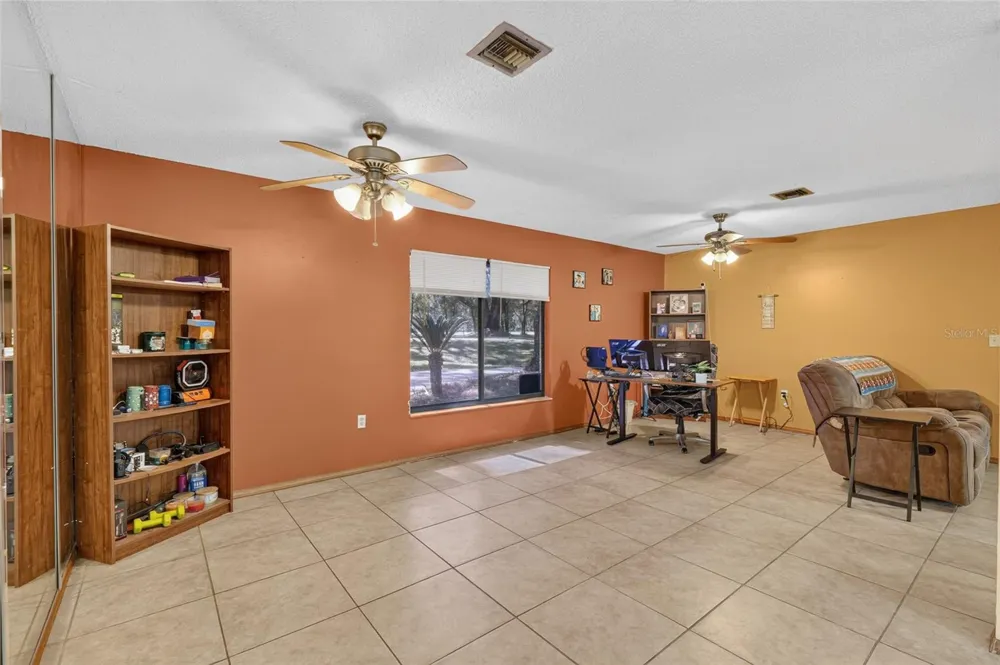 18741 US HIGHWAY 301 Citra, FL 32113