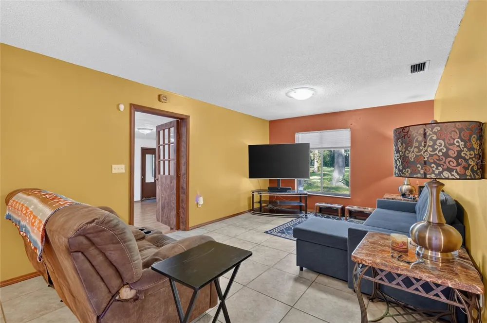 18741 US HIGHWAY 301 Citra, FL 32113