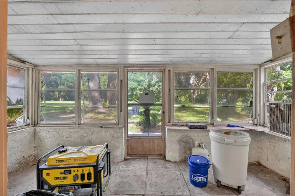 18741 US HIGHWAY 301 Citra, FL 32113