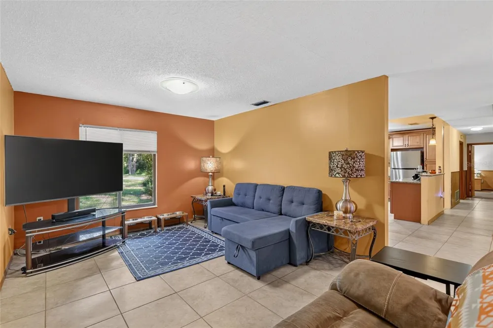 18741 US HIGHWAY 301 Citra, FL 32113