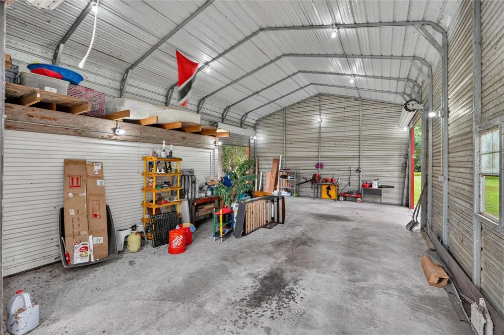 18741 US HIGHWAY 301 Citra, FL 32113