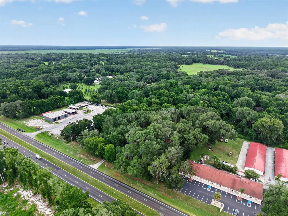 18741 US HIGHWAY 301 Citra, FL 32113
