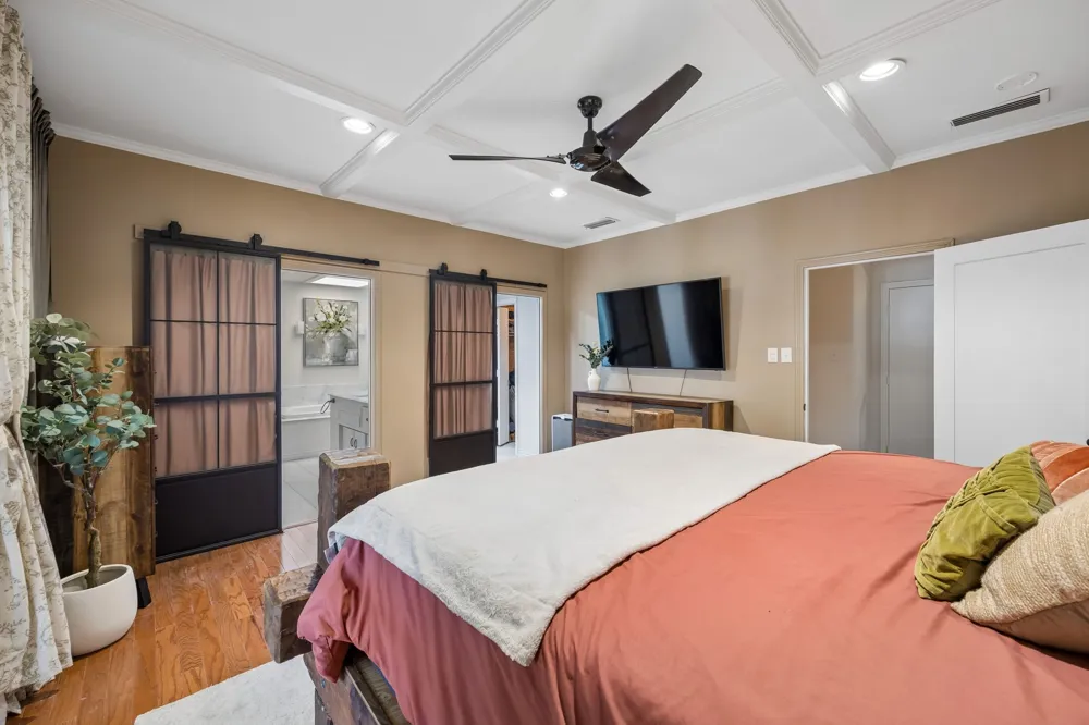 2813 Raintree Drive Carrollton, TX 75006