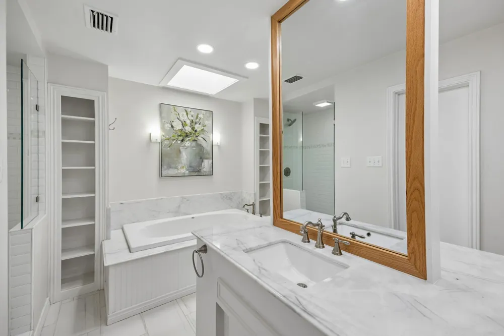 2813 Raintree Drive Carrollton, TX 75006