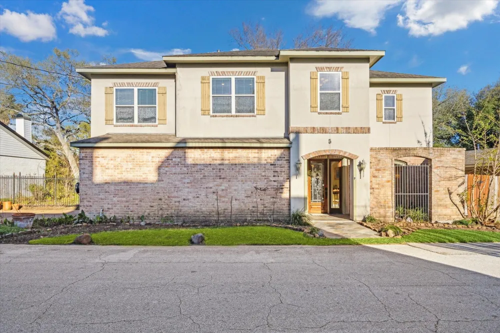 5 Harbor Lane Kemah, TX 77565