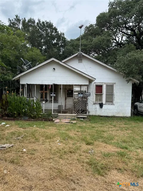 603 Davis Avenue