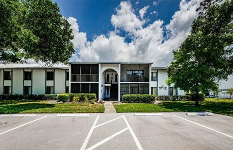 1151 PINE RIDGE CIRCLE W #F1