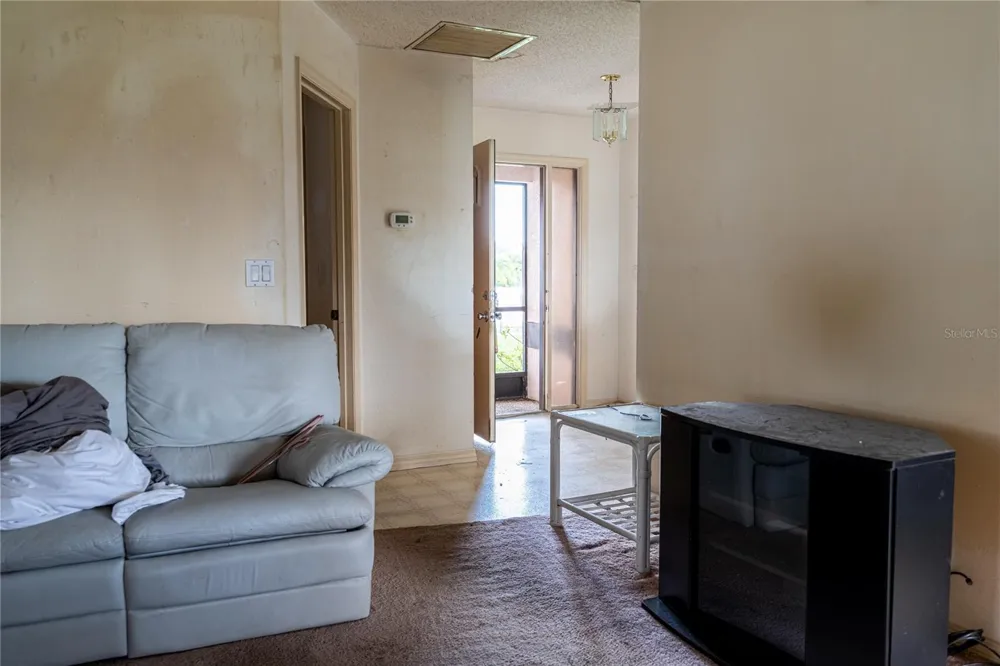 273 ROTONDA CIRCLE Rotonda West, FL 33947