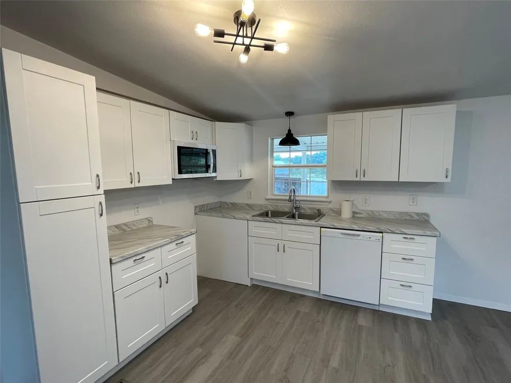 60 CR 304 Goldthwaite, TX 76844