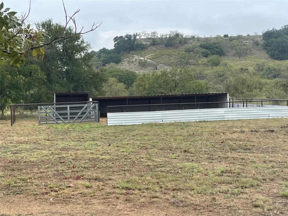 60 CR 304 Goldthwaite, TX 76844