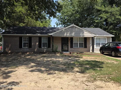 6360 Greenbriar Drive