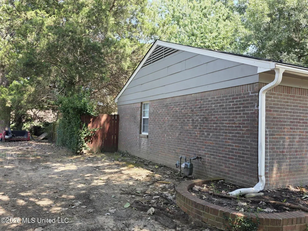 6360 Greenbriar Drive Horn Lake, MS 38637