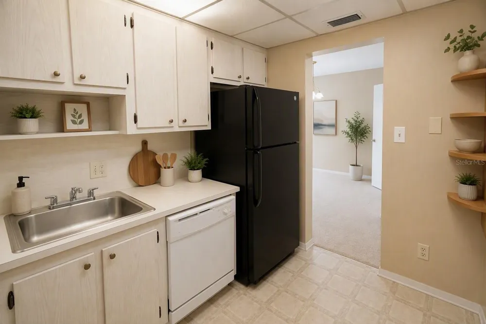 4610 W GRAY STREET #307 Tampa, FL 33609