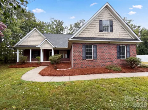 2037 Olde Towne Drive