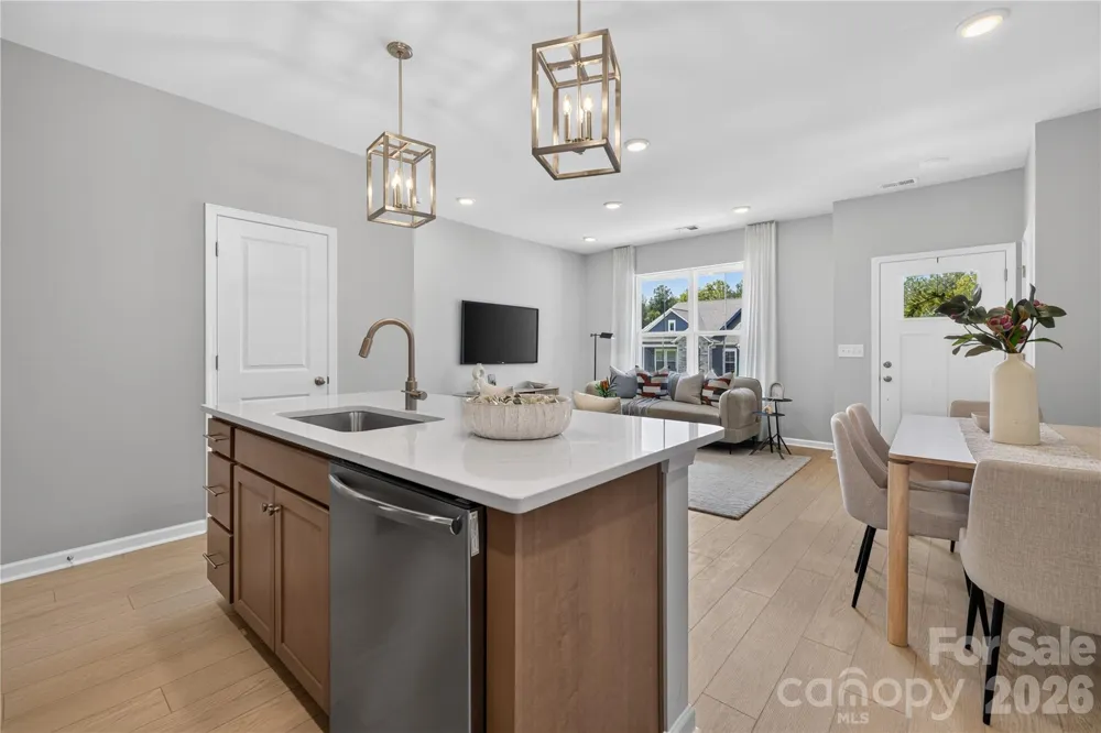571 Cape Cod Way Rock Hill, SC 29732