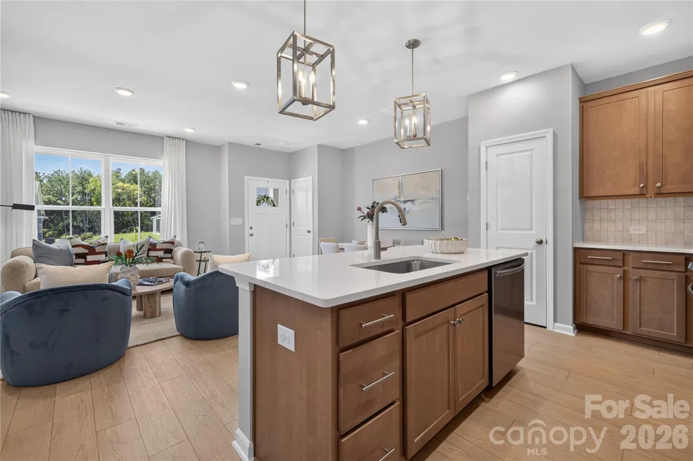 571 Cape Cod Way Rock Hill, SC 29732