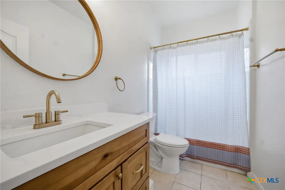 204 Tapatio Dr. W. Boerne, TX 78006