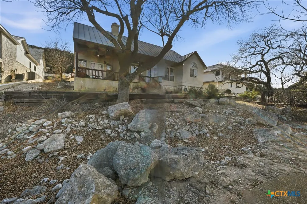 204 Tapatio Dr. W. Boerne, TX 78006