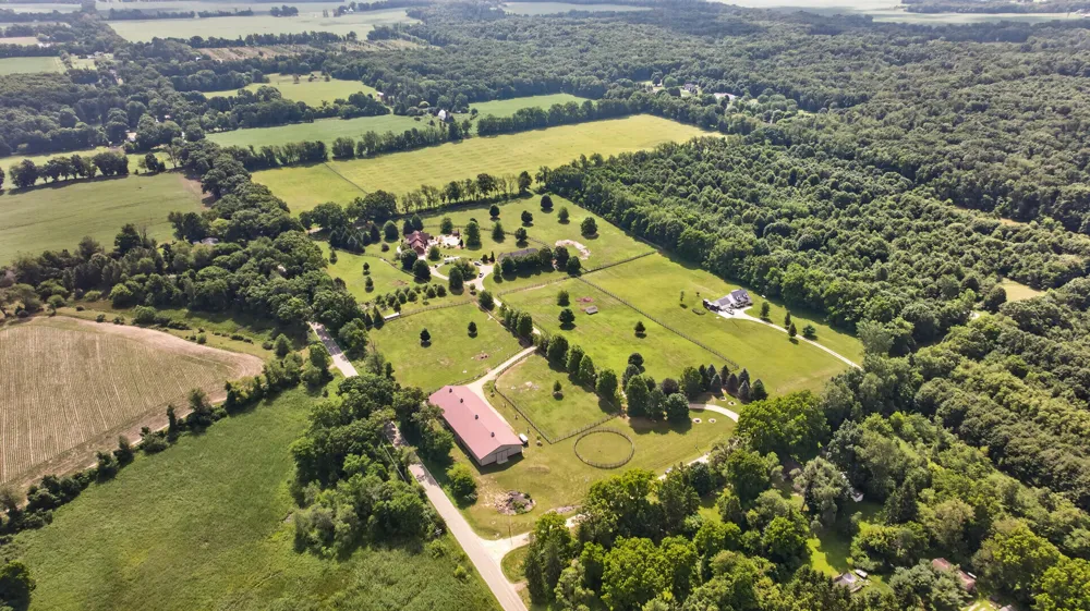 2405 Nicholson Lane Albion, MI 49224