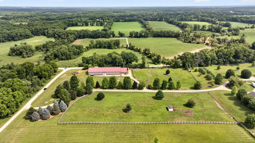 2405 Nicholson Lane Albion, MI 49224