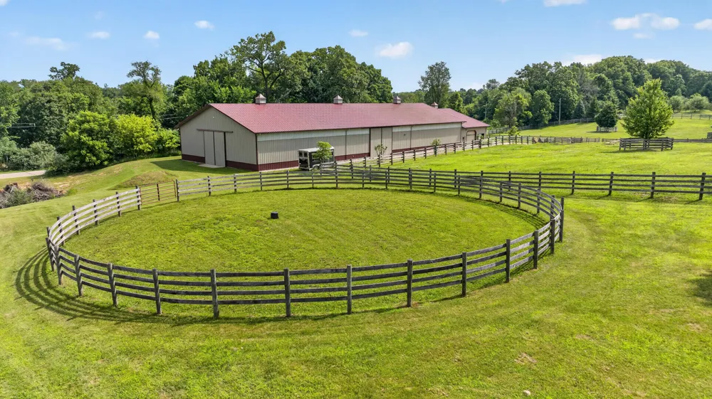 2405 Nicholson Lane Albion, MI 49224