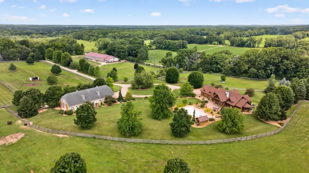 2405 Nicholson Lane Albion, MI 49224
