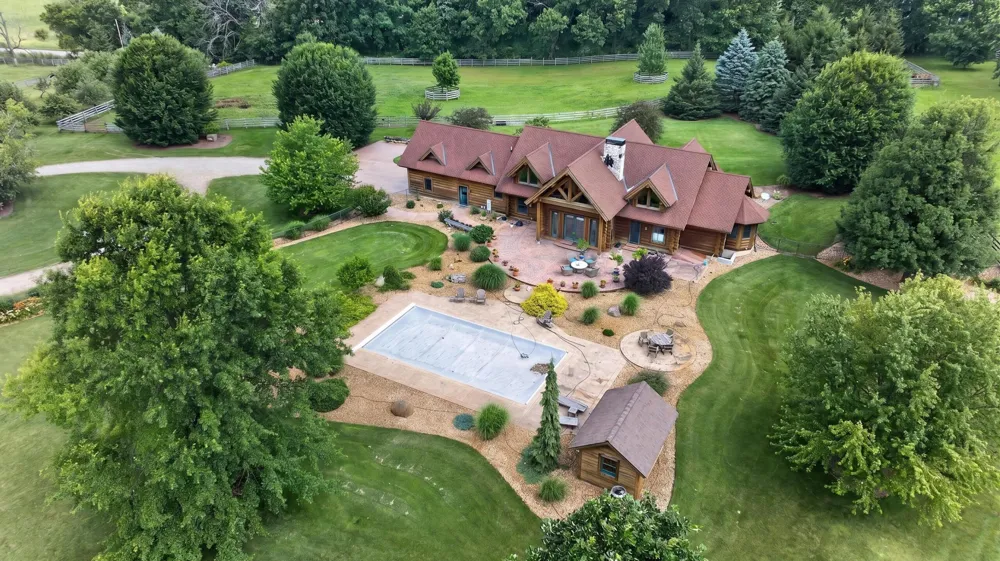 2405 Nicholson Lane Albion, MI 49224
