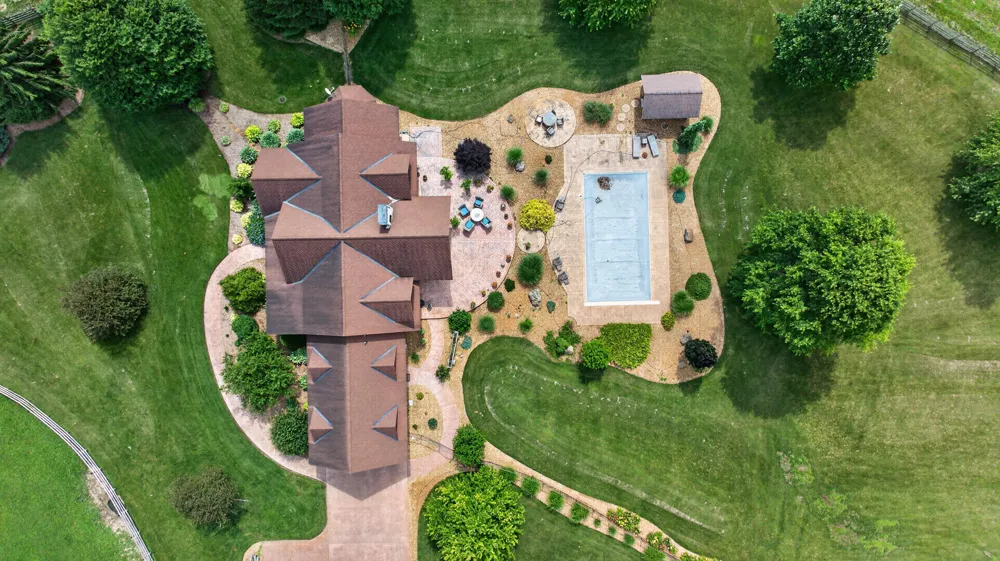 2405 Nicholson Lane Albion, MI 49224