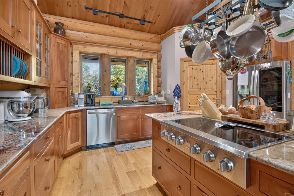 2405 Nicholson Lane Albion, MI 49224