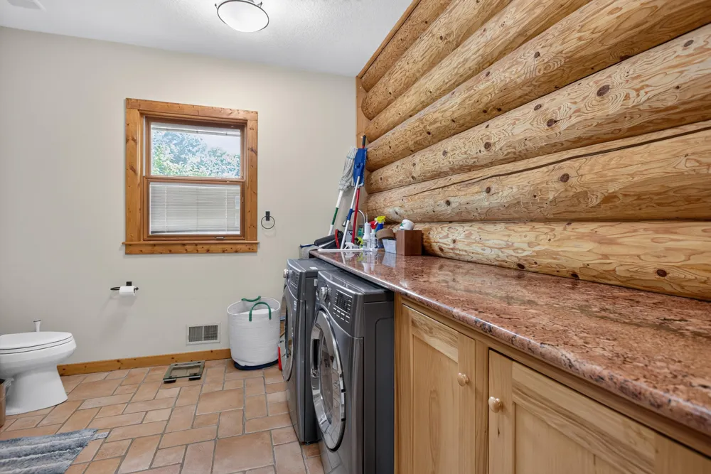 2405 Nicholson Lane Albion, MI 49224