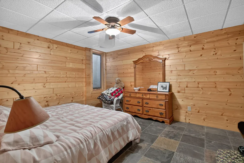 2405 Nicholson Lane Albion, MI 49224