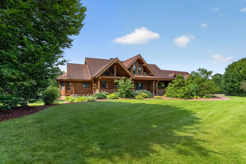 2405 Nicholson Lane Albion, MI 49224