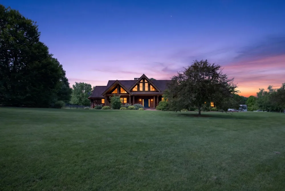 2405 Nicholson Lane Albion, MI 49224