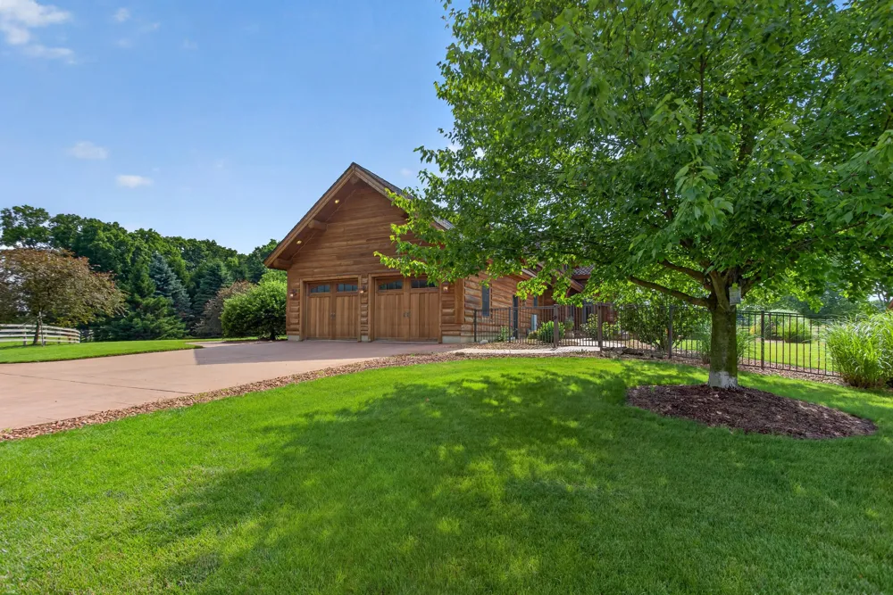 2405 Nicholson Lane Albion, MI 49224