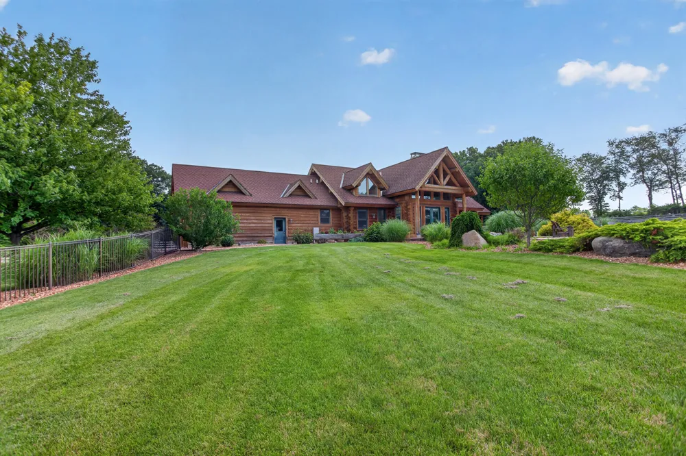 2405 Nicholson Lane Albion, MI 49224