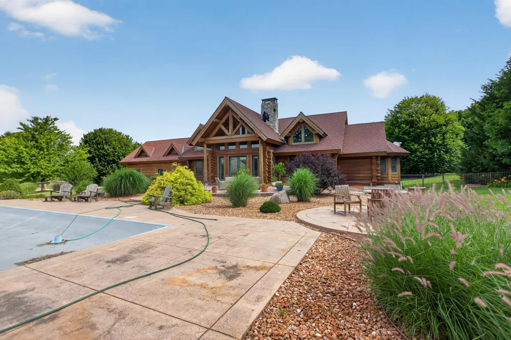2405 Nicholson Lane Albion, MI 49224