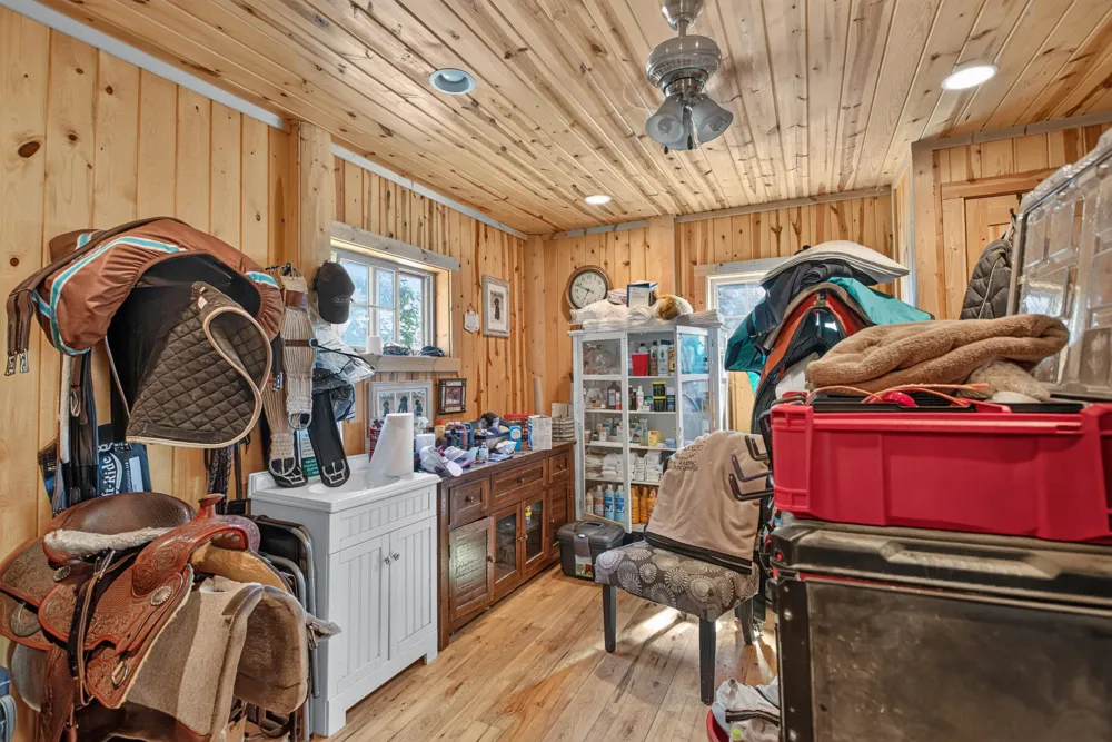 2405 Nicholson Lane Albion, MI 49224