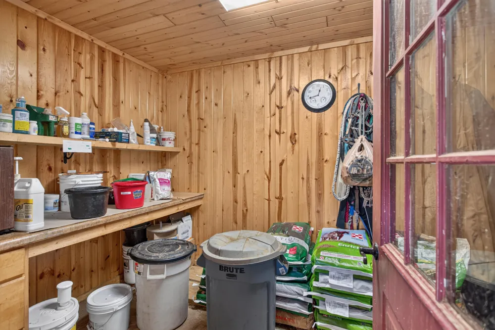 2405 Nicholson Lane Albion, MI 49224