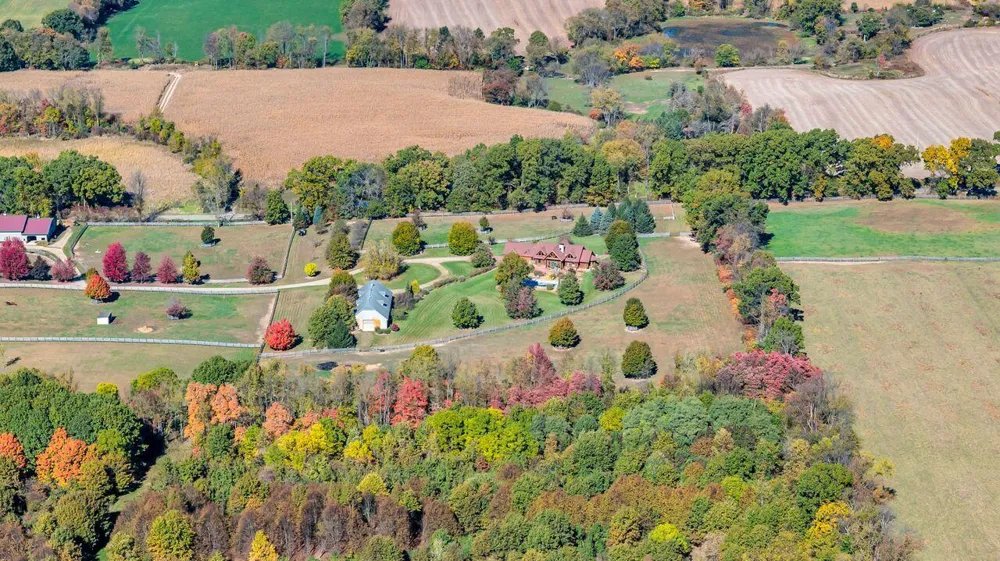 2405 Nicholson Lane Albion, MI 49224